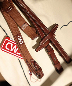 Повод тесьмяной с отстрочкой