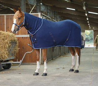 Попона флисовая с капором “Combo”