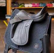 Седло выездковое Equipe CARBON GLAMOUR