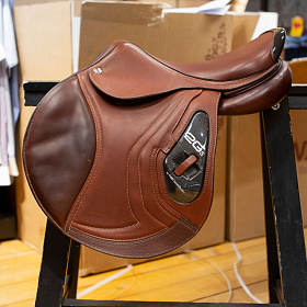 Седло конкурное 2Gs semi-deep seat